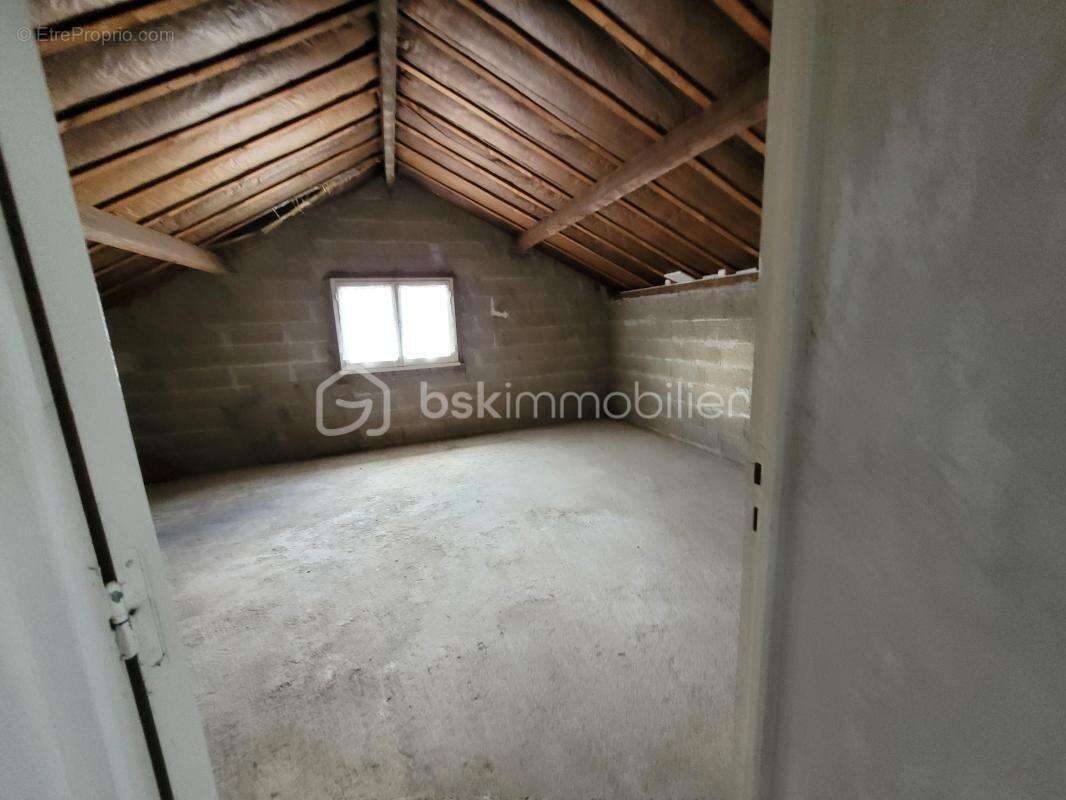 Maison de village à Bogny sur Meuse quartier de Levrézy - photo 14