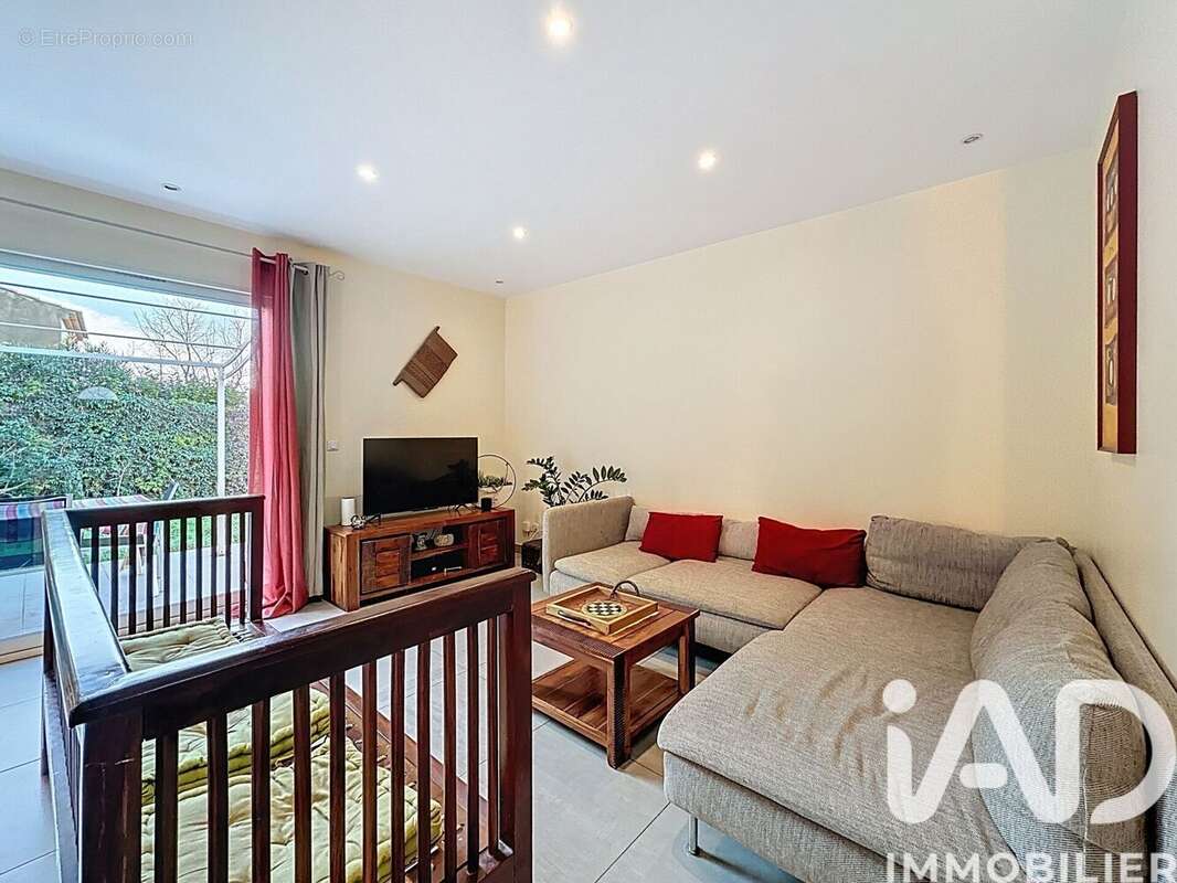 Photo 3 - Maison à OLLIOULES