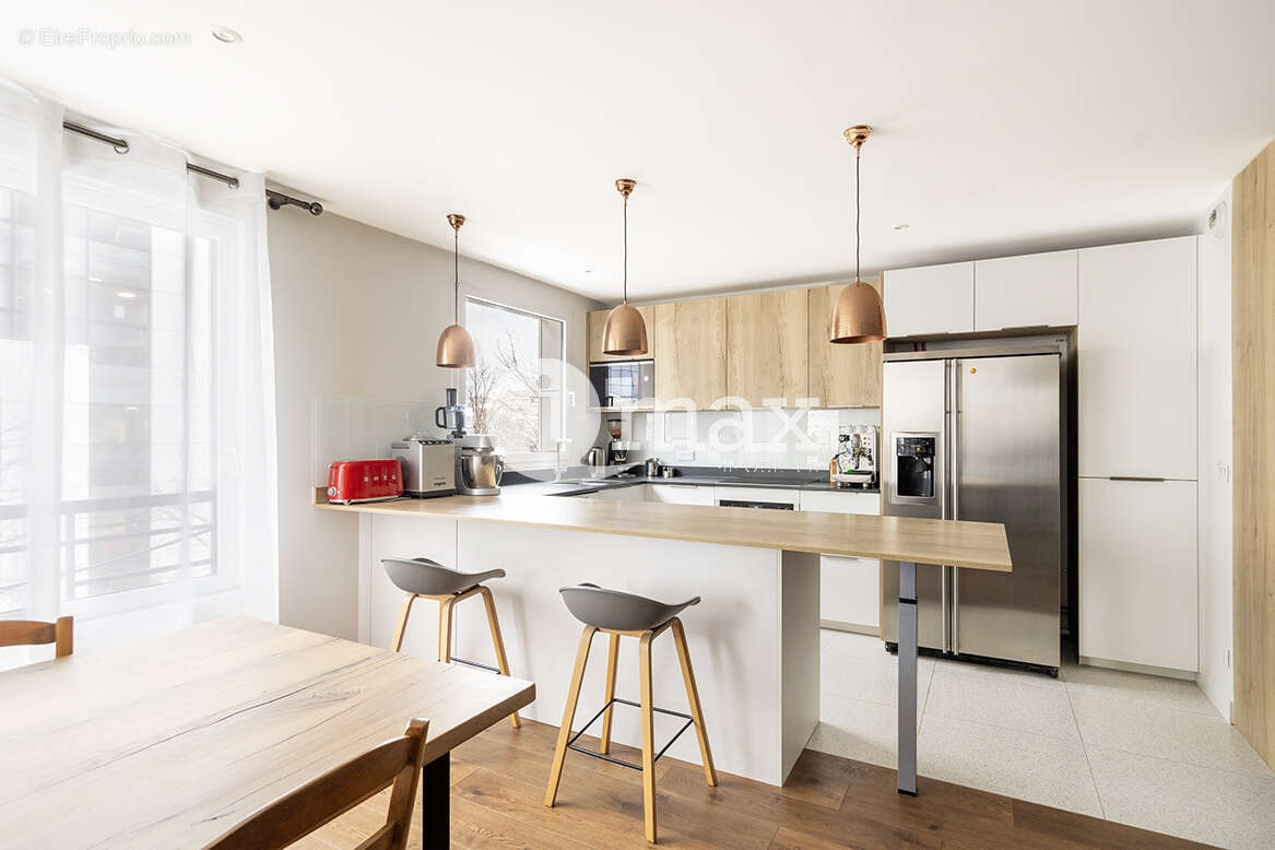 Appartement à LEVALLOIS-PERRET