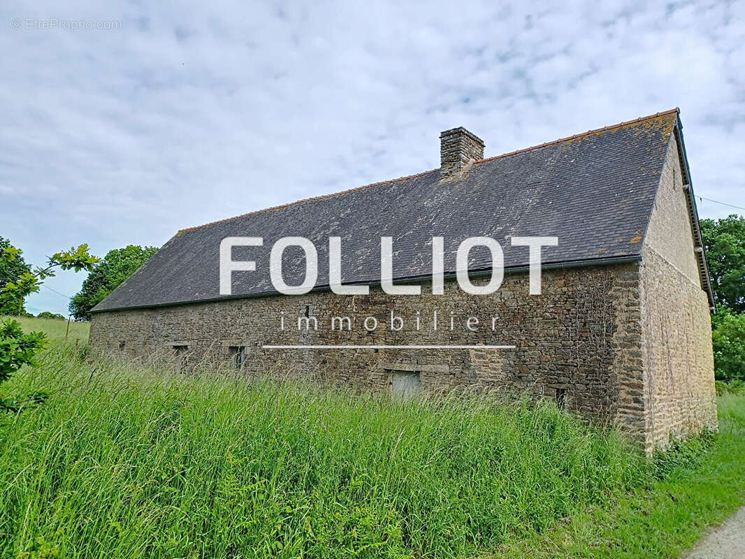 Maison à SACEY