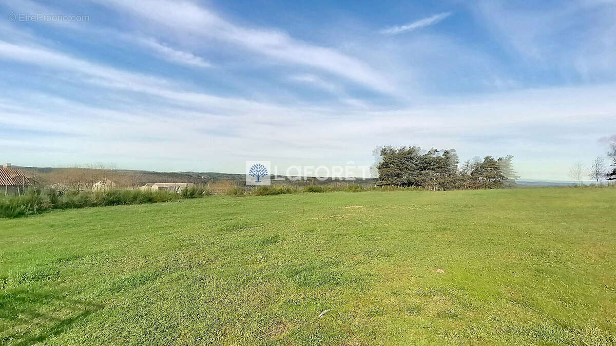 Terrain à CHAULHAC