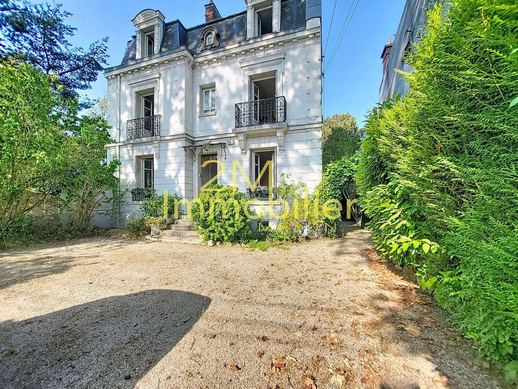 Maison à DAMMARIE-LES-LYS