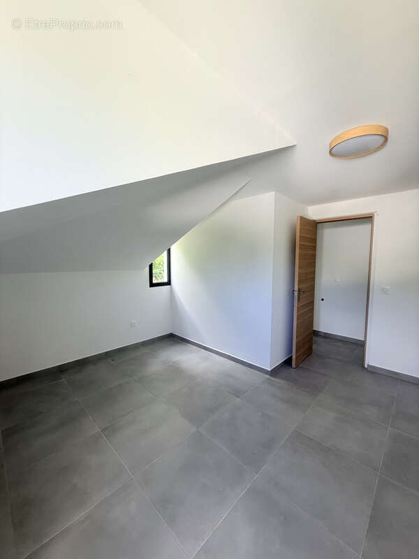 Maison à SAINT-DENIS