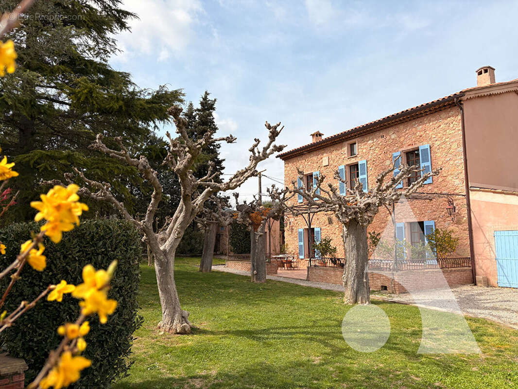 Maison à LE CANNET-DES-MAURES