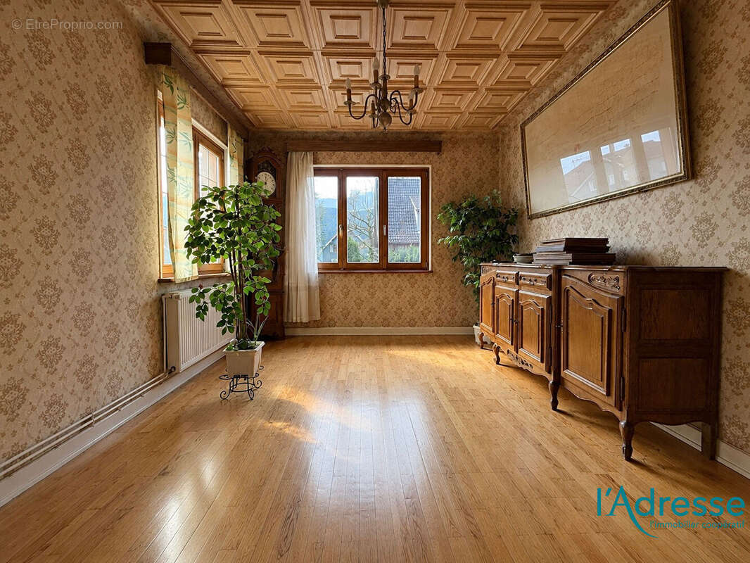 Maison de plain-pied de 83,24 m² sur un terrain de 6,60 ares ? À rénover - photo 5