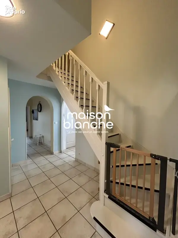 Maison 6 pièces 150 m² à vendre à Saint-Martin-De-Laye (33910) - photo 5