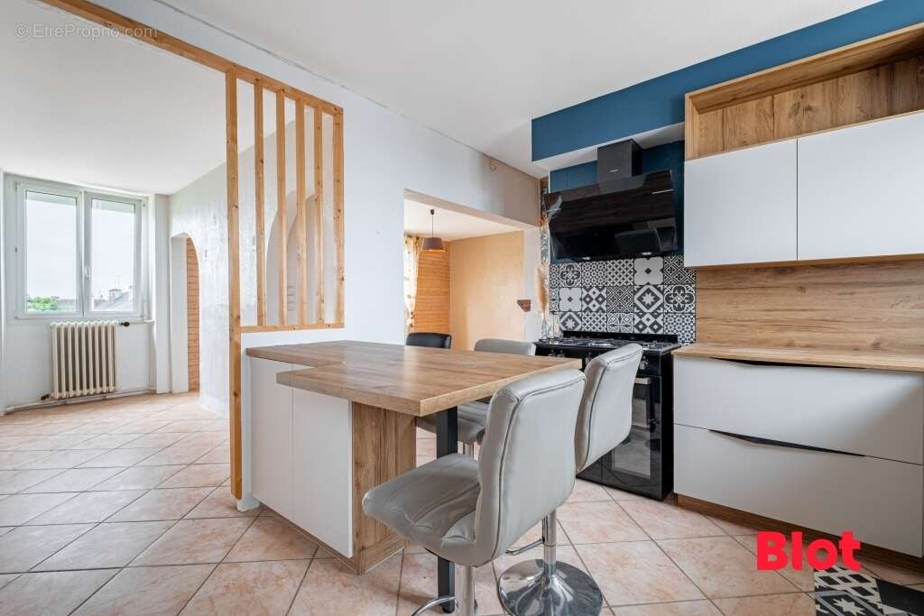 Appartement 93 m² à Saint-Nazaire  - photo 5