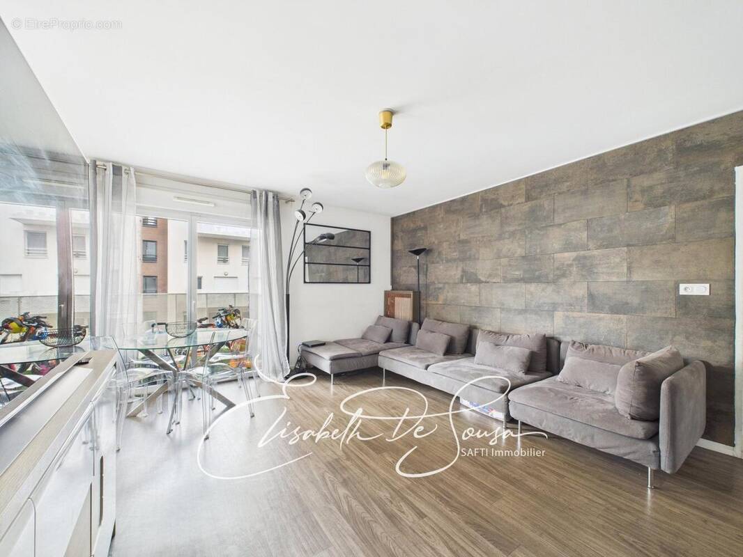 Photo 1 - Appartement à IVRY-SUR-SEINE