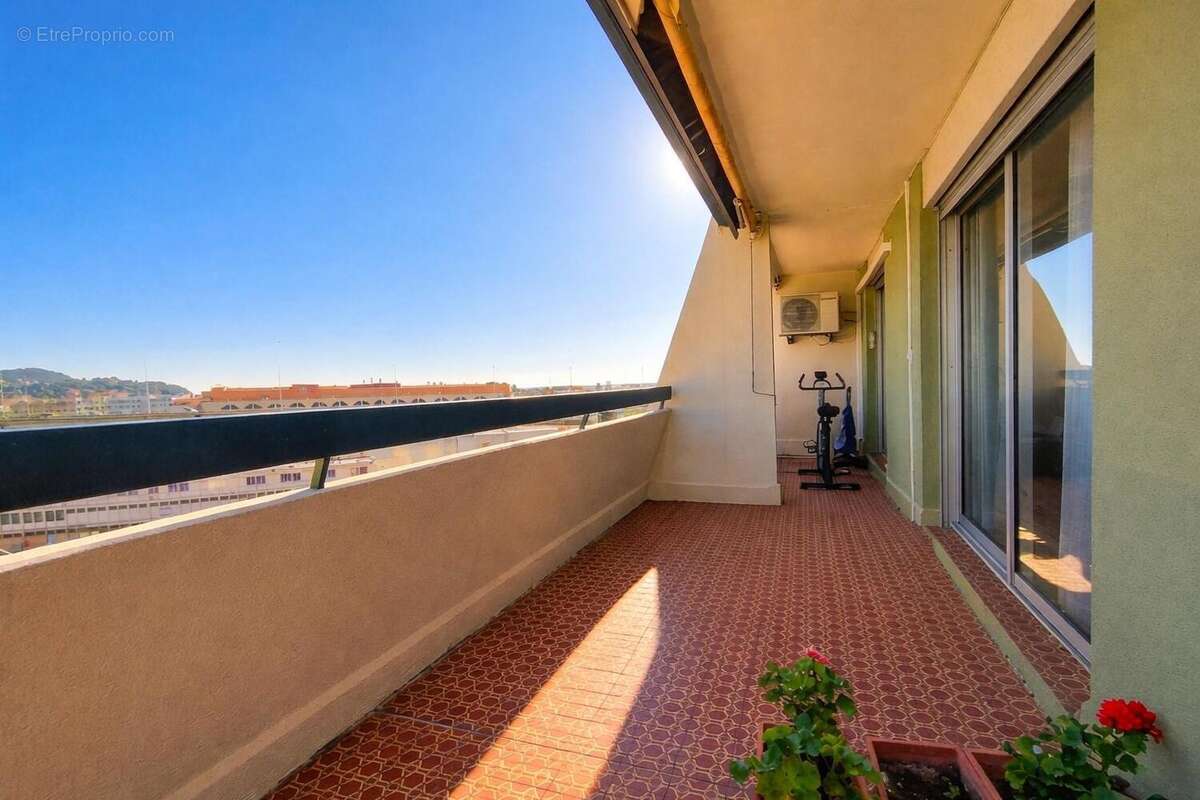   - Appartement à NICE