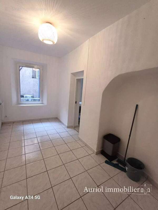 Appartement à AURIOL