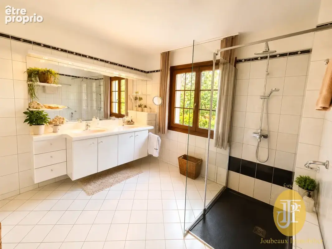 Maison Familiale - À 2 pas des bords de Seine et à seulement 15 minutes de la Gare de Vernon !! - photo 5