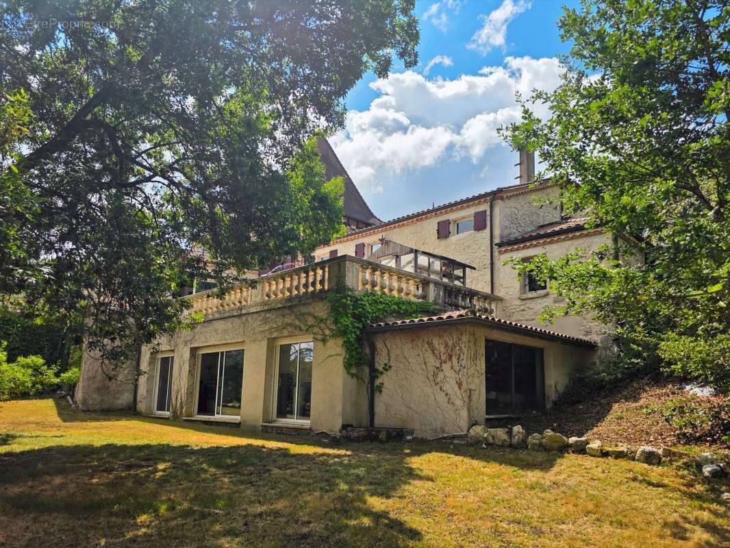 Maison à LAROQUE-TIMBAUT