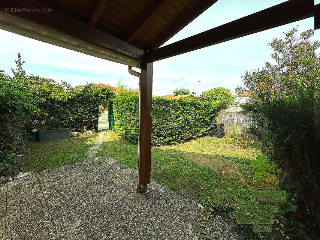 Appartement à VAUX-SUR-MER