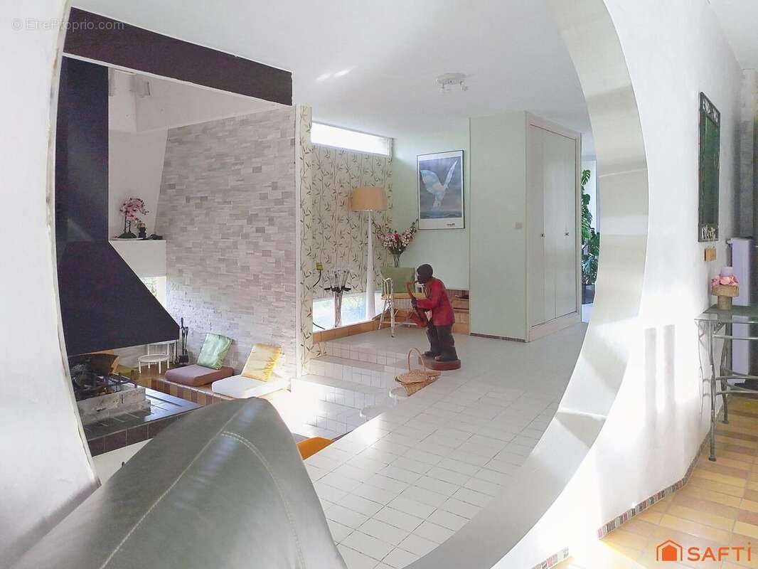 Photo 6 - Maison à ROMILLY-SUR-SEINE