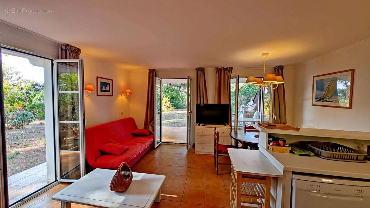 Appartement à SAINT-RAPHAEL