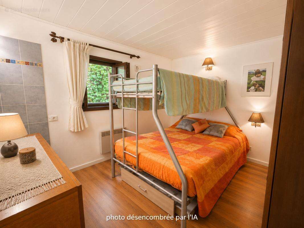 Maison 165 m² à La Vernarede  - photo 12