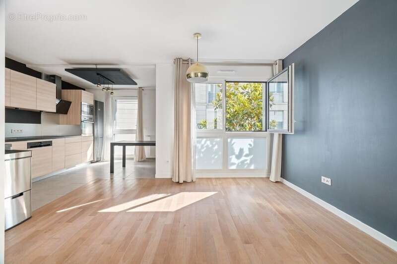 Appartement à ISSY-LES-MOULINEAUX