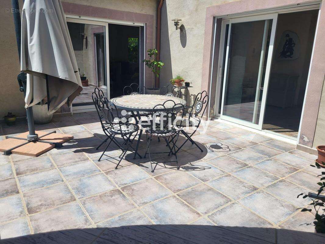 Maison 165 m² à Saint-Pargoire  - photo 19