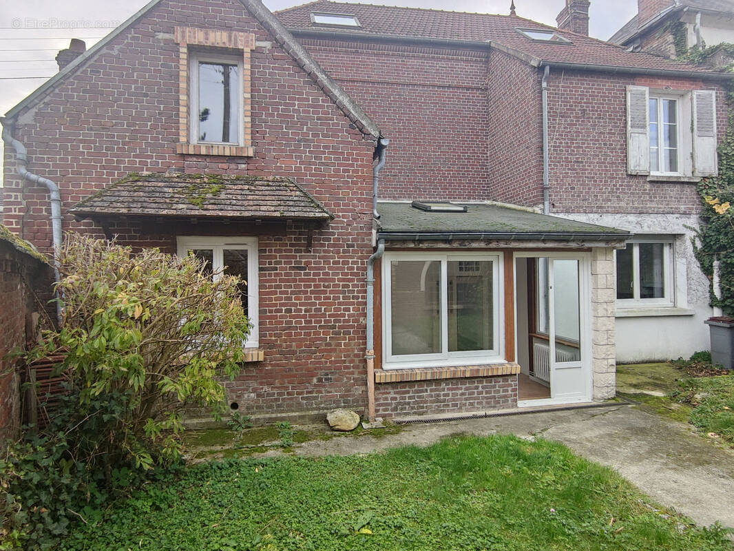 Maison à BEAUVAIS