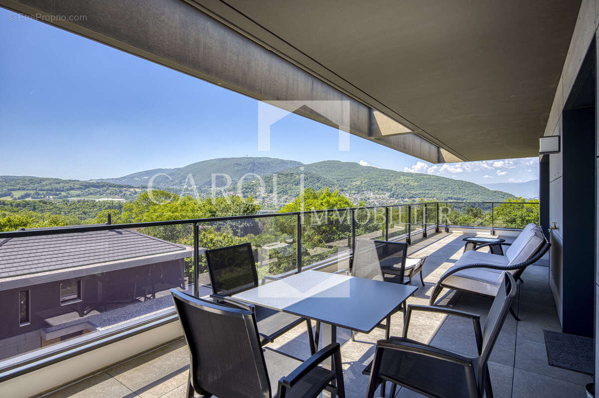 Appartement à VETRAZ-MONTHOUX