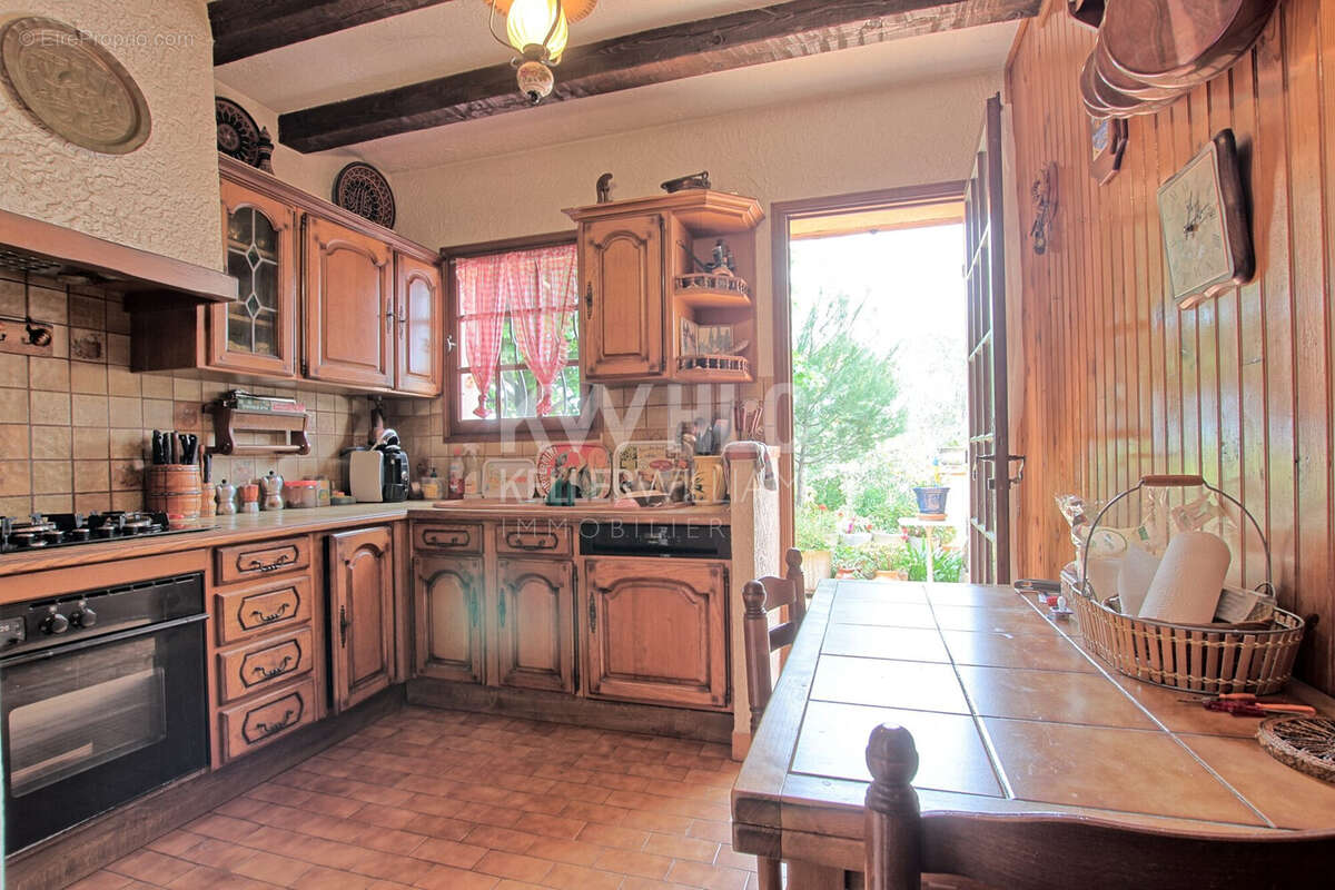 Maison 93 m² à Le Cannet  - photo 9