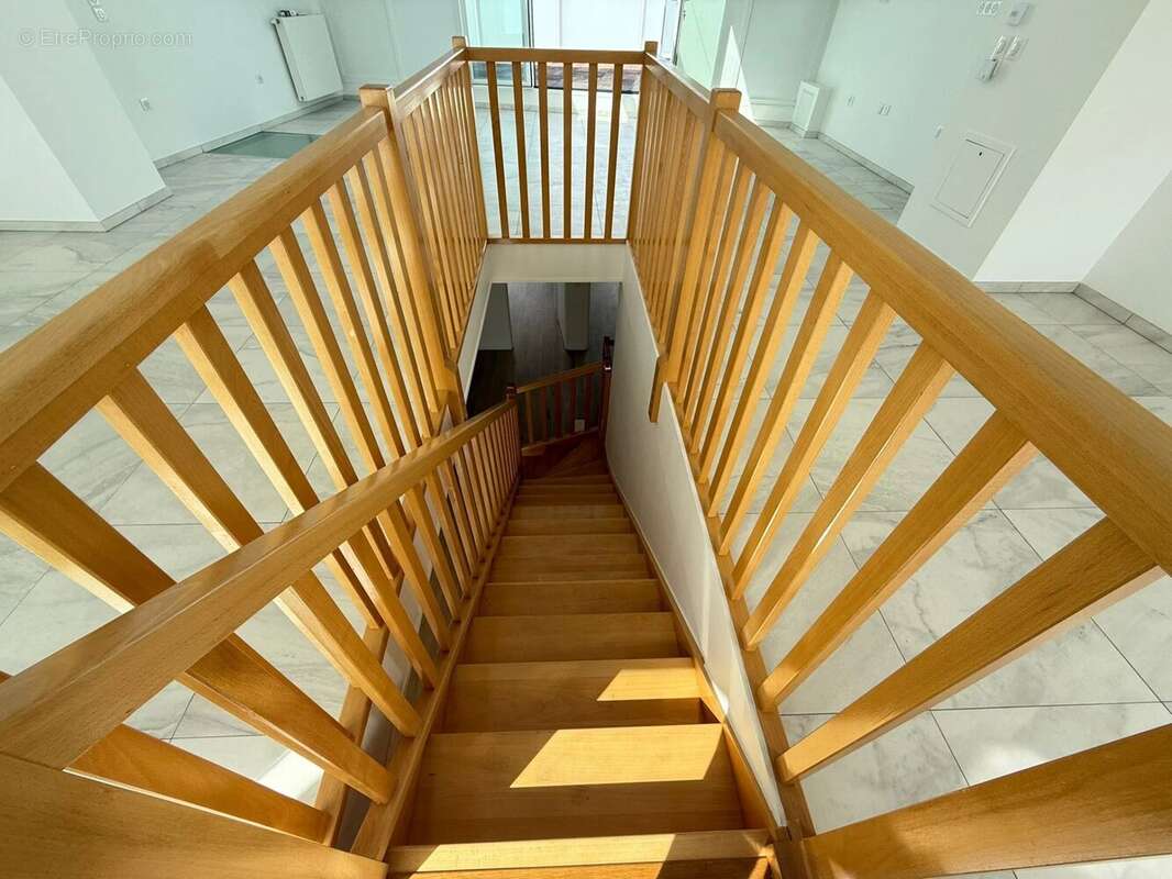 Appartement à ISSY-LES-MOULINEAUX