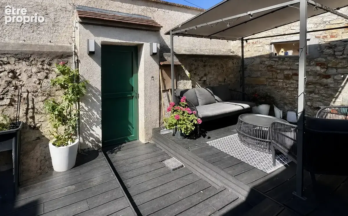 Fontainebleau, maison familiale de ville de 120 m2 environ  Vie de plain pied avec sa suite parentale. Garage - photo 13