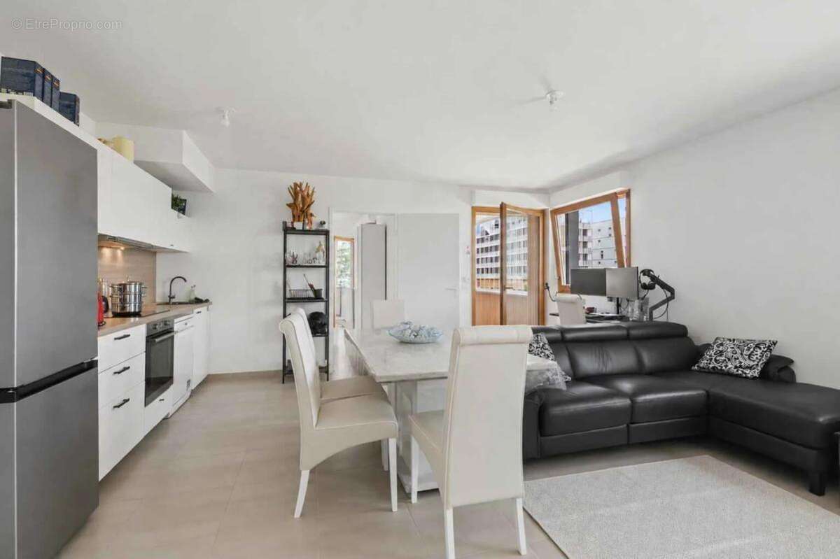 Appartement à BUSSY-SAINT-GEORGES