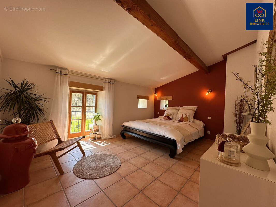 CHAMBRE - Maison à CRUPIES