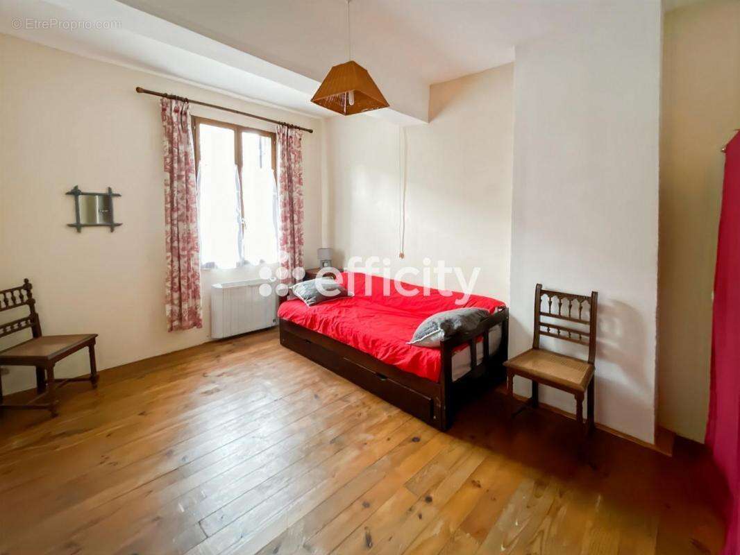 Maison à SAINT-CERNIN-DE-LABARDE