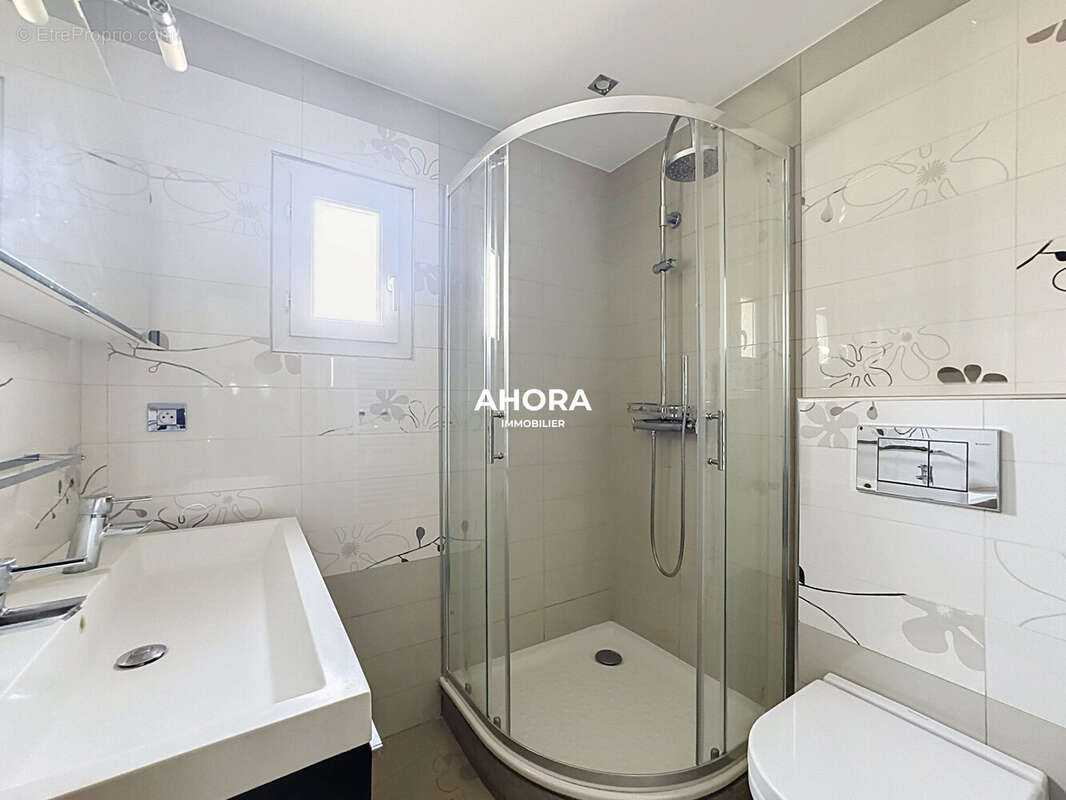 Appartement 38 m² à Marseille-9e  - photo 8
