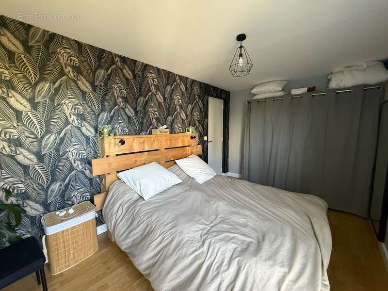 Appartement à MONT-SAINT-AIGNAN
