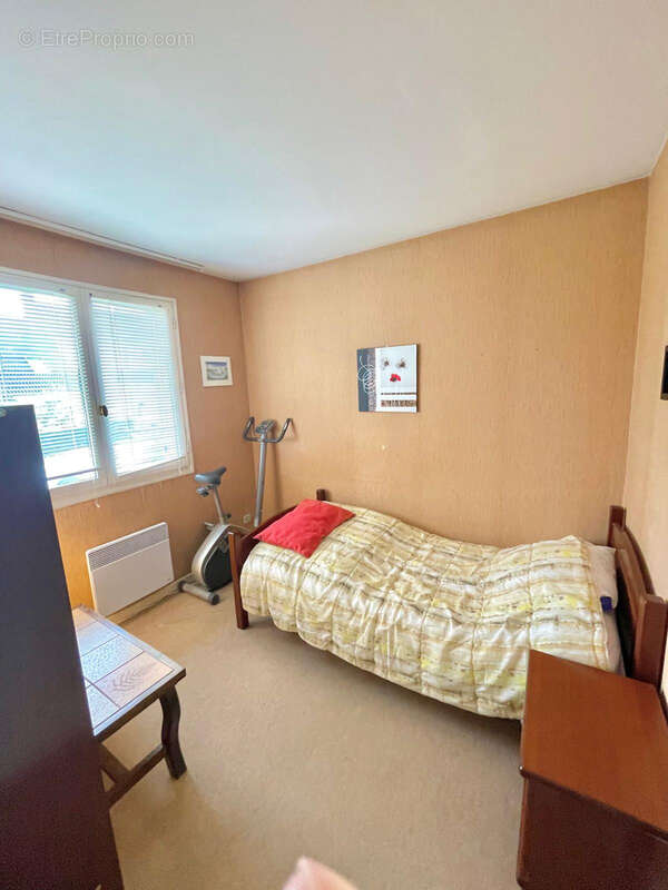 Maison à COMMELLE-VERNAY