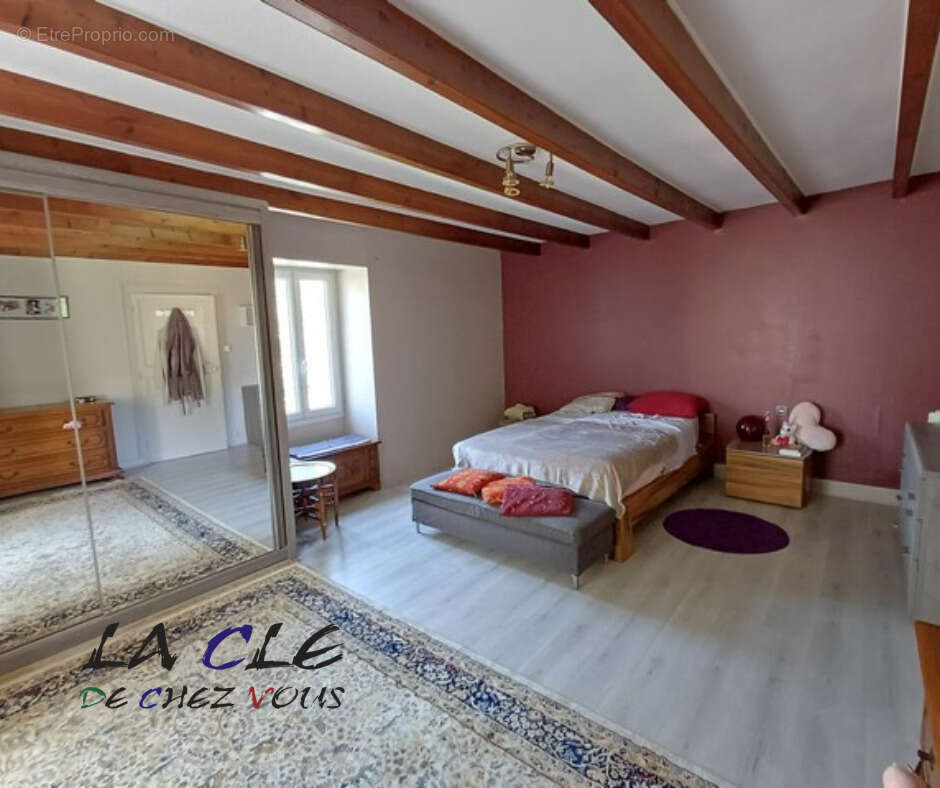 Maison à BECELEUF