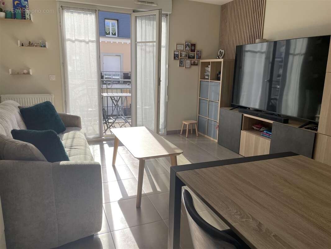 Appartement à OZOIR-LA-FERRIERE