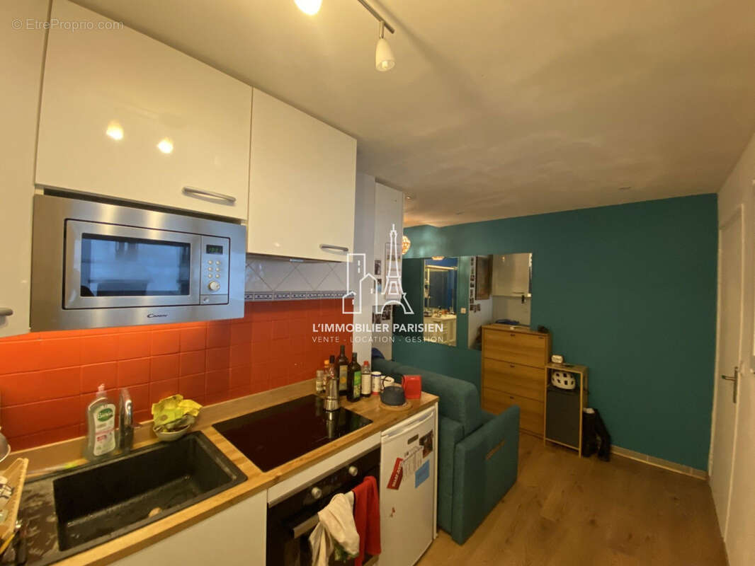 Appartement à PARIS-18E