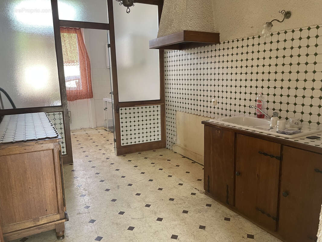 Rare, saint-etienne appartement en  rez de jardin  avec 300 m2 d'exterieur - photo 16