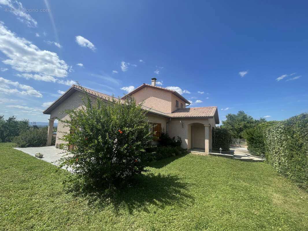 Maison à MIONS