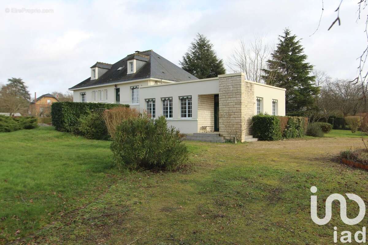 Photo 2 - Maison à LE GRAND-PRESSIGNY