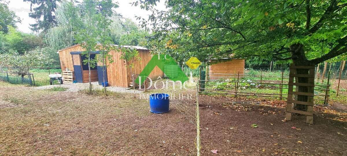 Maison 265 m² à Nesles-La-Vallee  - photo 11