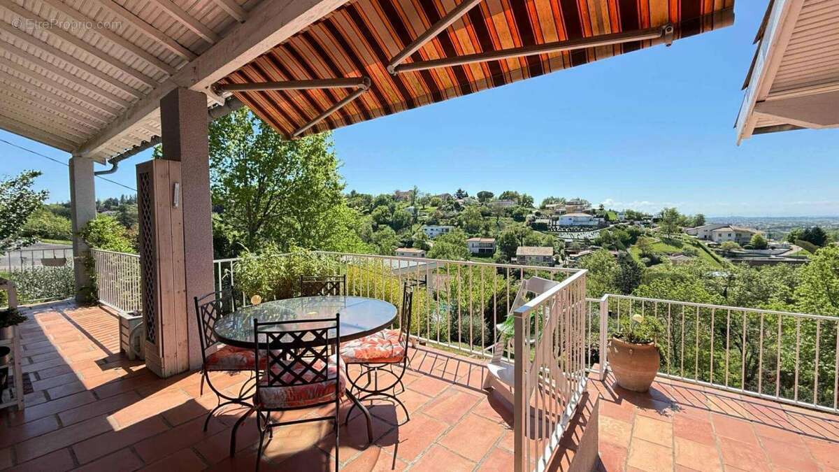 Maison à LACROIX-FALGARDE