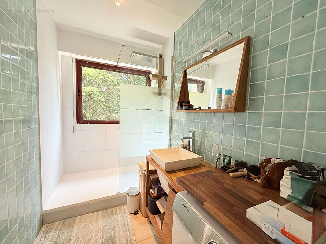 Appartement à GIF-SUR-YVETTE