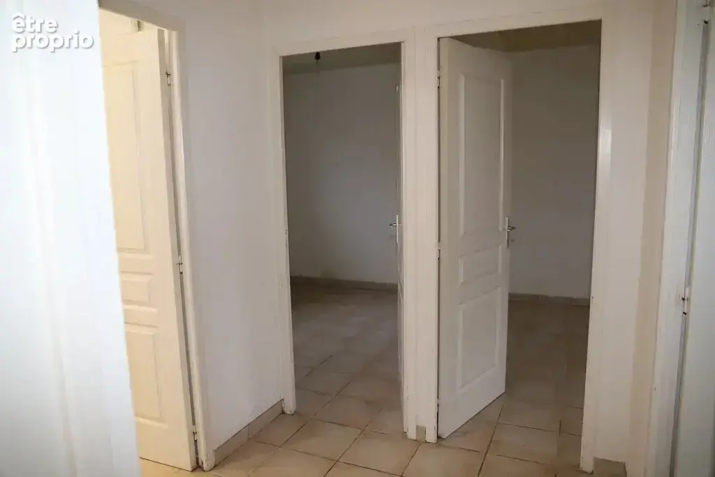 Maison 4 pièces 96 m² à vendre à La Tour-Du-Crieu (09100) - photo 4