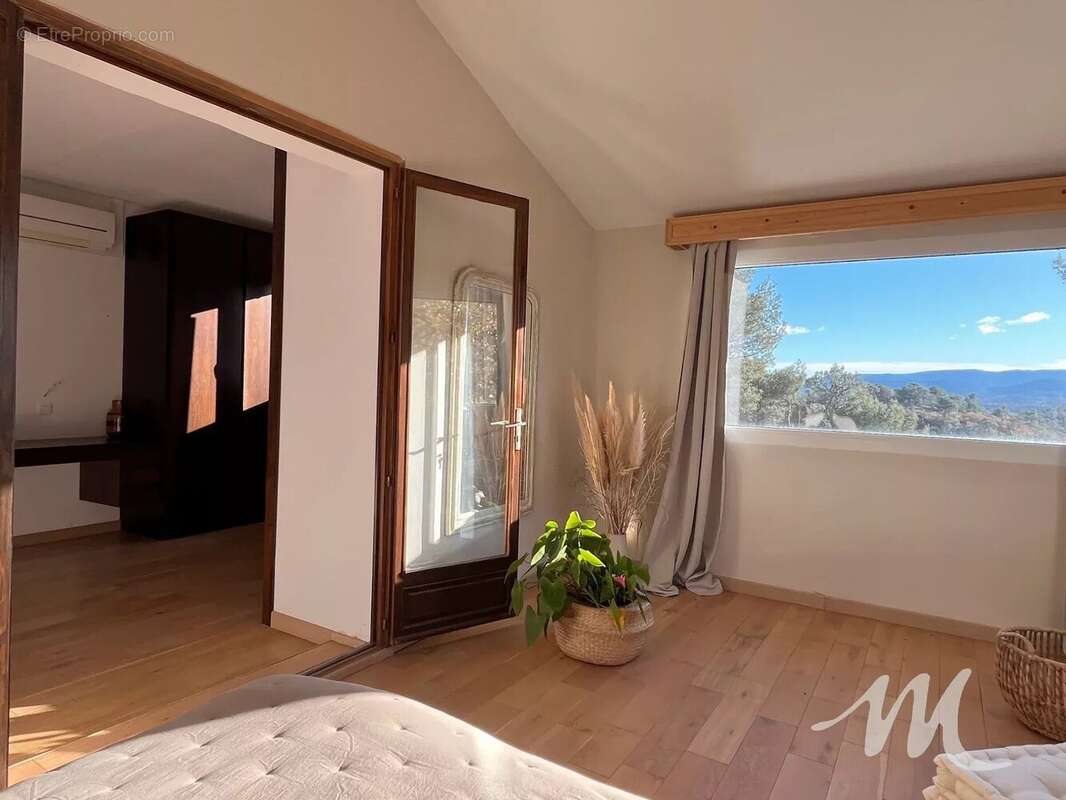 Maison à SAINT-MAXIMIN-LA-SAINTE-BAUME