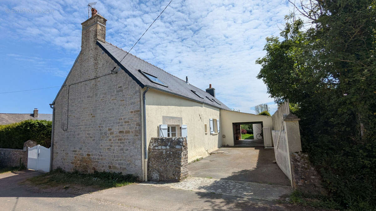 Maison à FONTENAY-SUR-MER