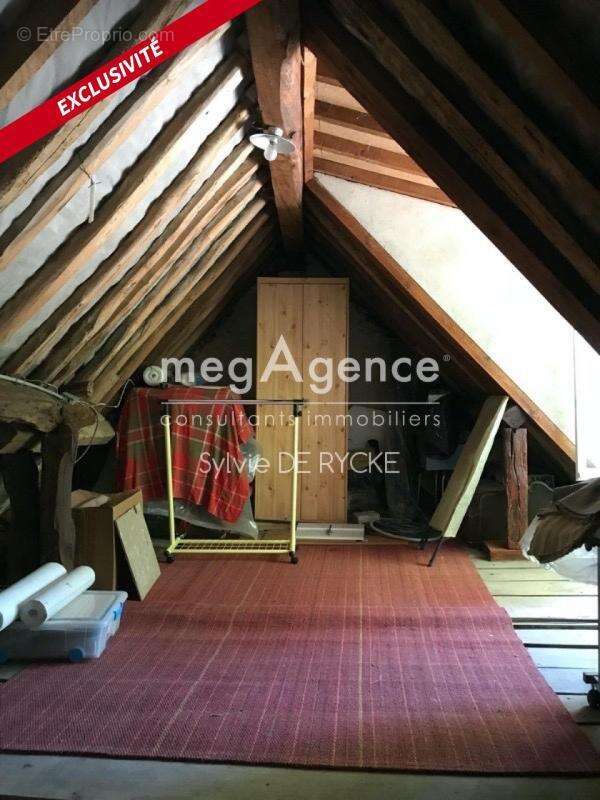 Maison à LIXY