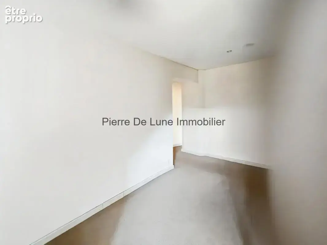 Appartement 3 pièces 110 m² à vendre à Chamelet (69620) - photo 5