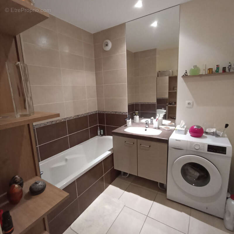 Appartement à LYON-7E