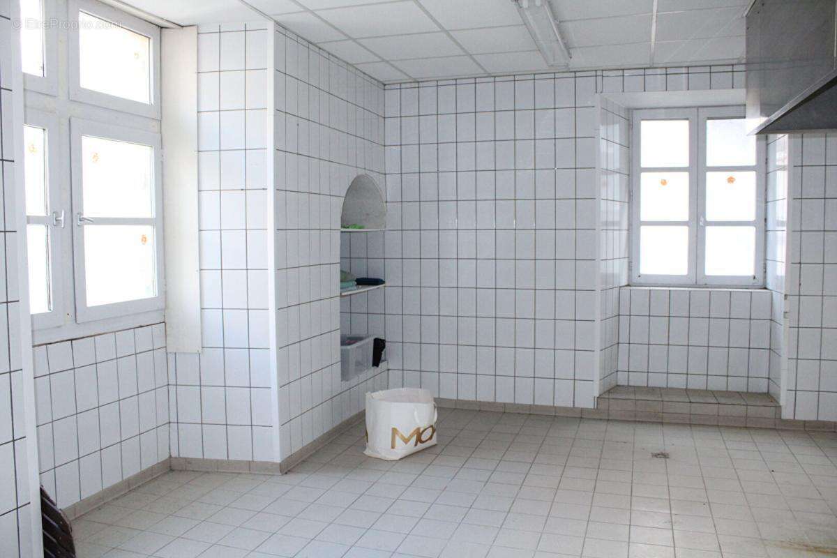 Langogne Maison de 133 m² de surface utile avec garage et atelier - photo 11