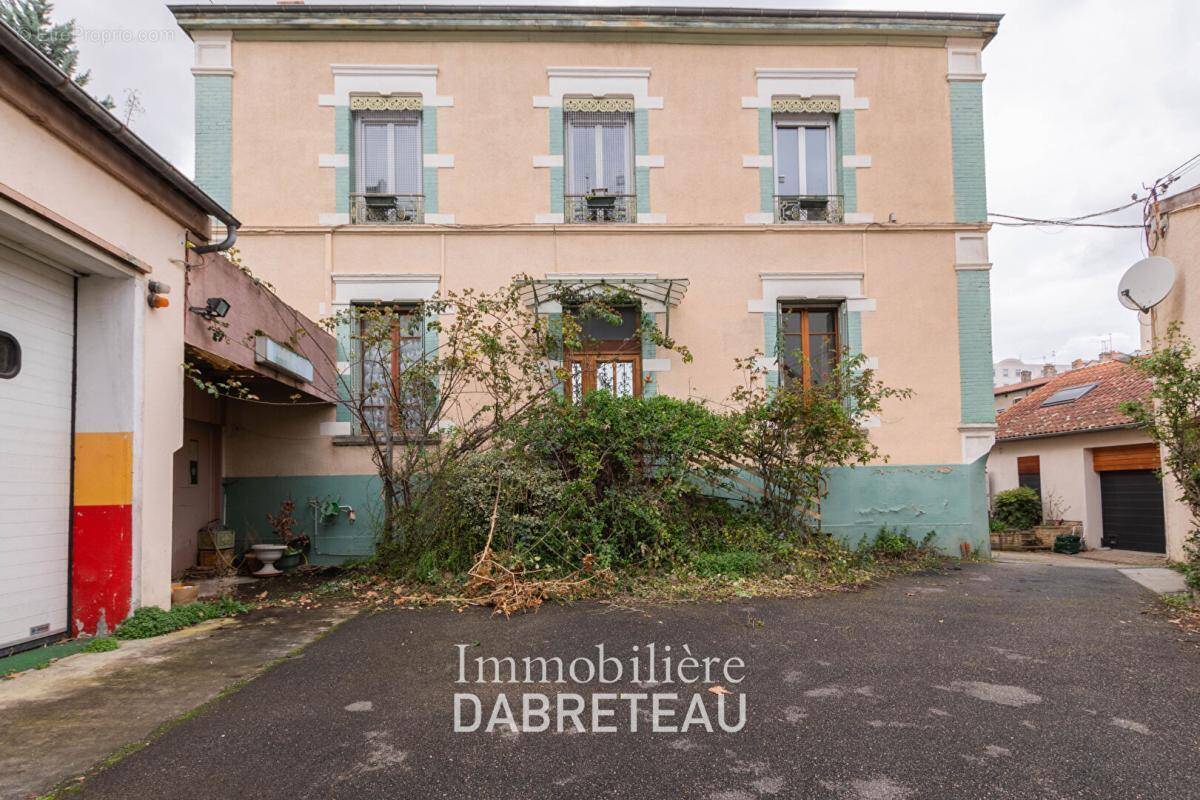 Appartement à VILLEURBANNE